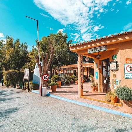 Camping & Bungalows Suspiro Del Moro Otura Ngoại thất bức ảnh