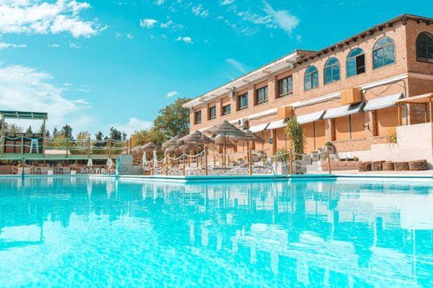 Camping & Bungalows Suspiro Del Moro Otura Ngoại thất bức ảnh